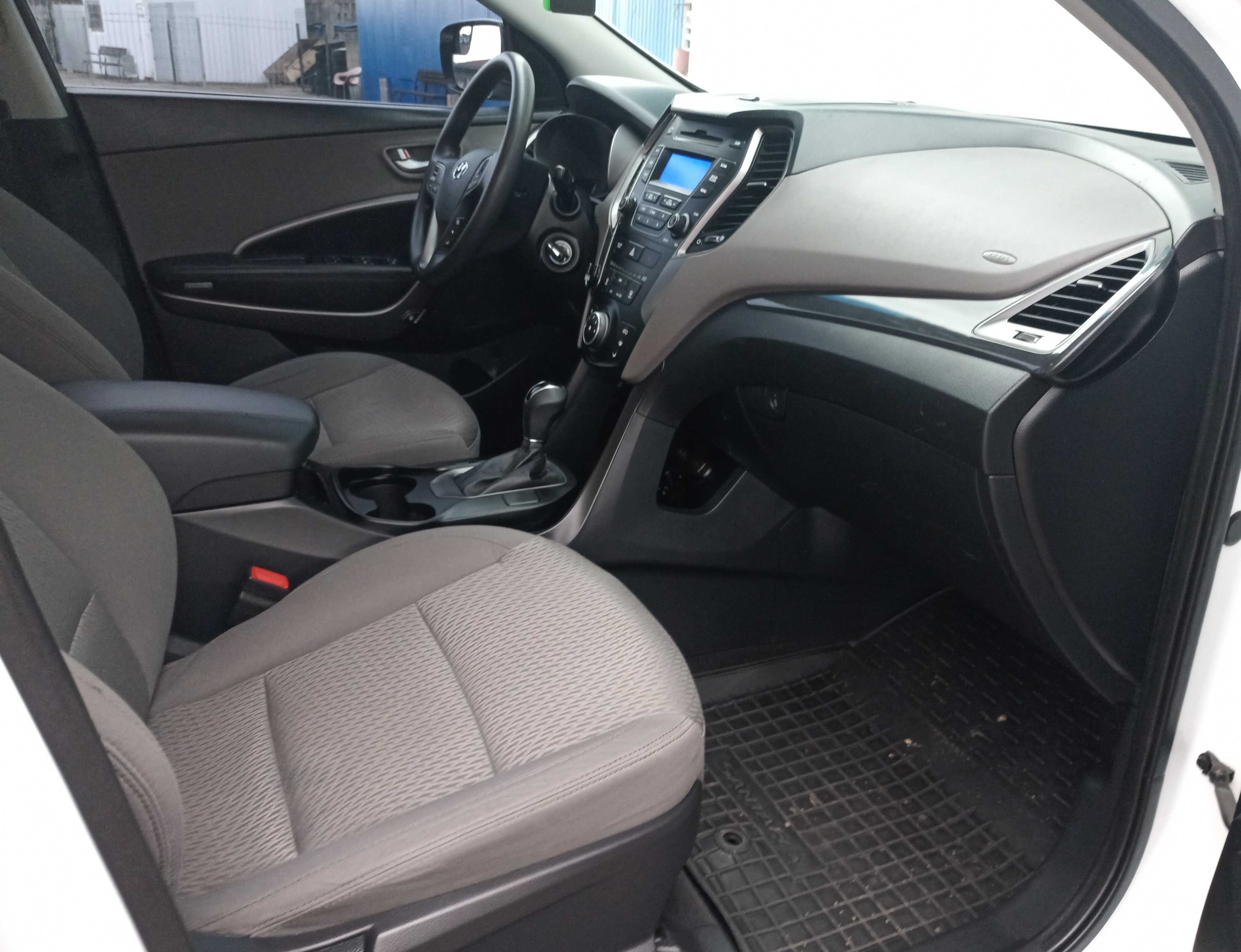 Hyundai Santa FE 2015 III покоління (FL) • 2.4 МТ (174 к.с.) • Drive