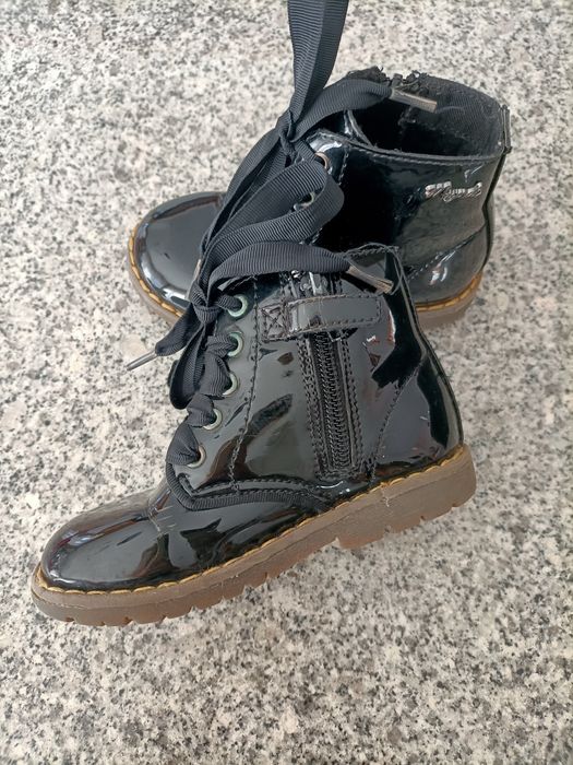 Botas da Maioral T25 impecáveis