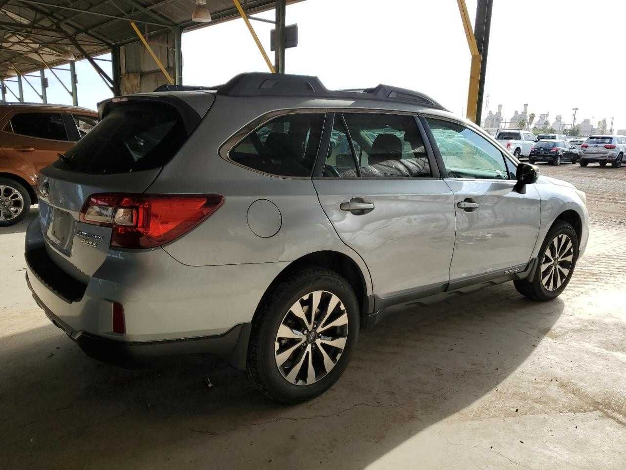 Автомобіль 2015 Subaru Outback 2.5I LIMITED
