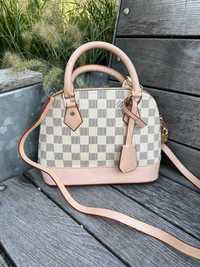 Нова жіноча сумка Louis Vuitton alma