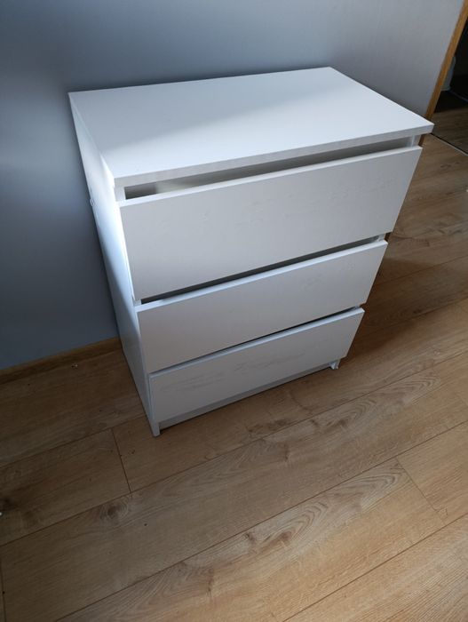 Szafka z szufladami komoda