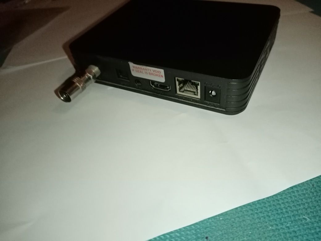 Dekoder odbiornik tv 4k DVBT2 android smart tv