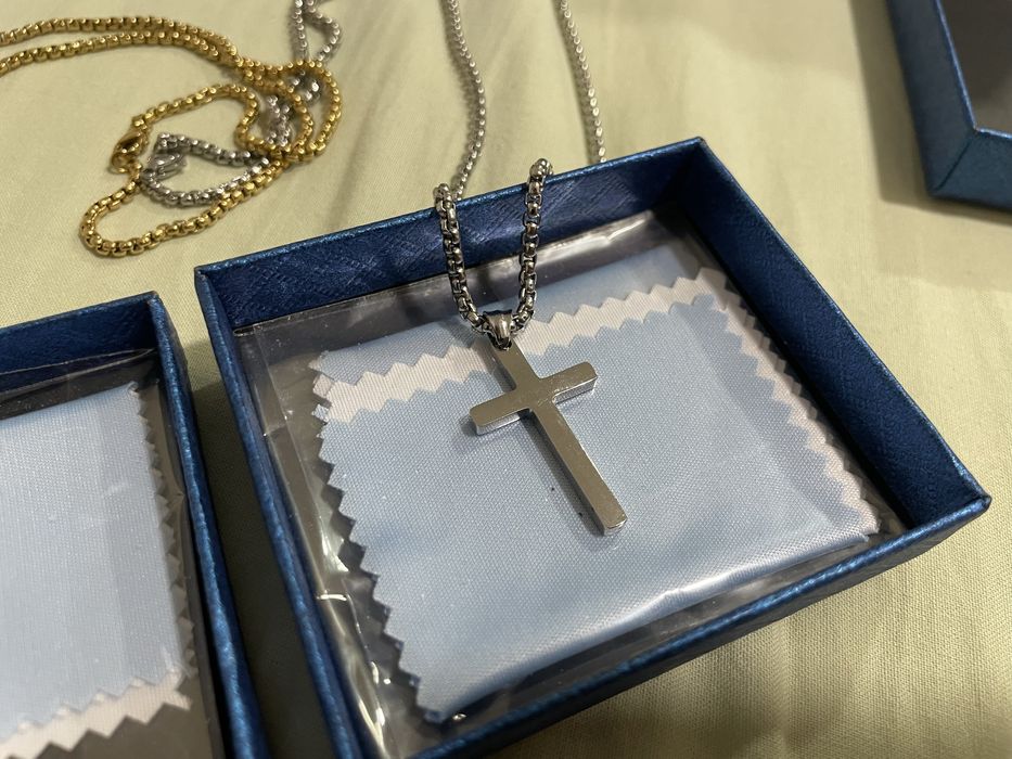 Conjunto RWQIAN - Colar Cruz Aço Inoxidável