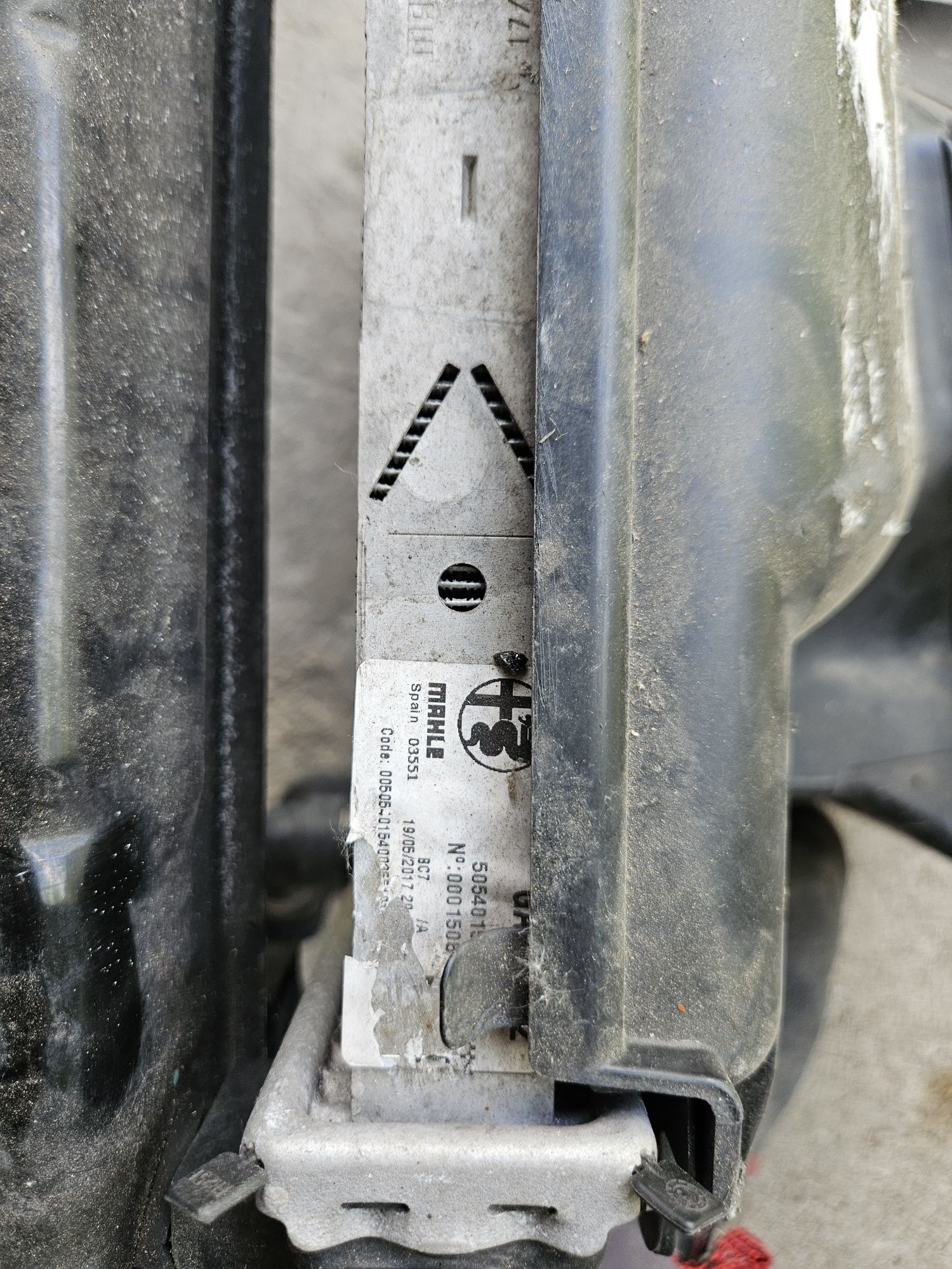 Dodkowa Chłodnica wody lewa Alfa Romeo Giulia 2.9 Stelvio 2.0 2.9