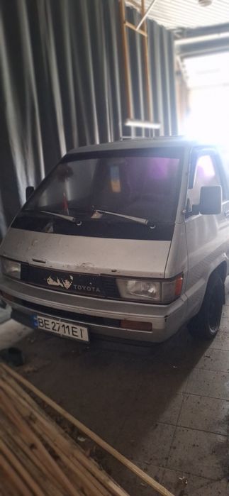 Продаю  Toyota town ace