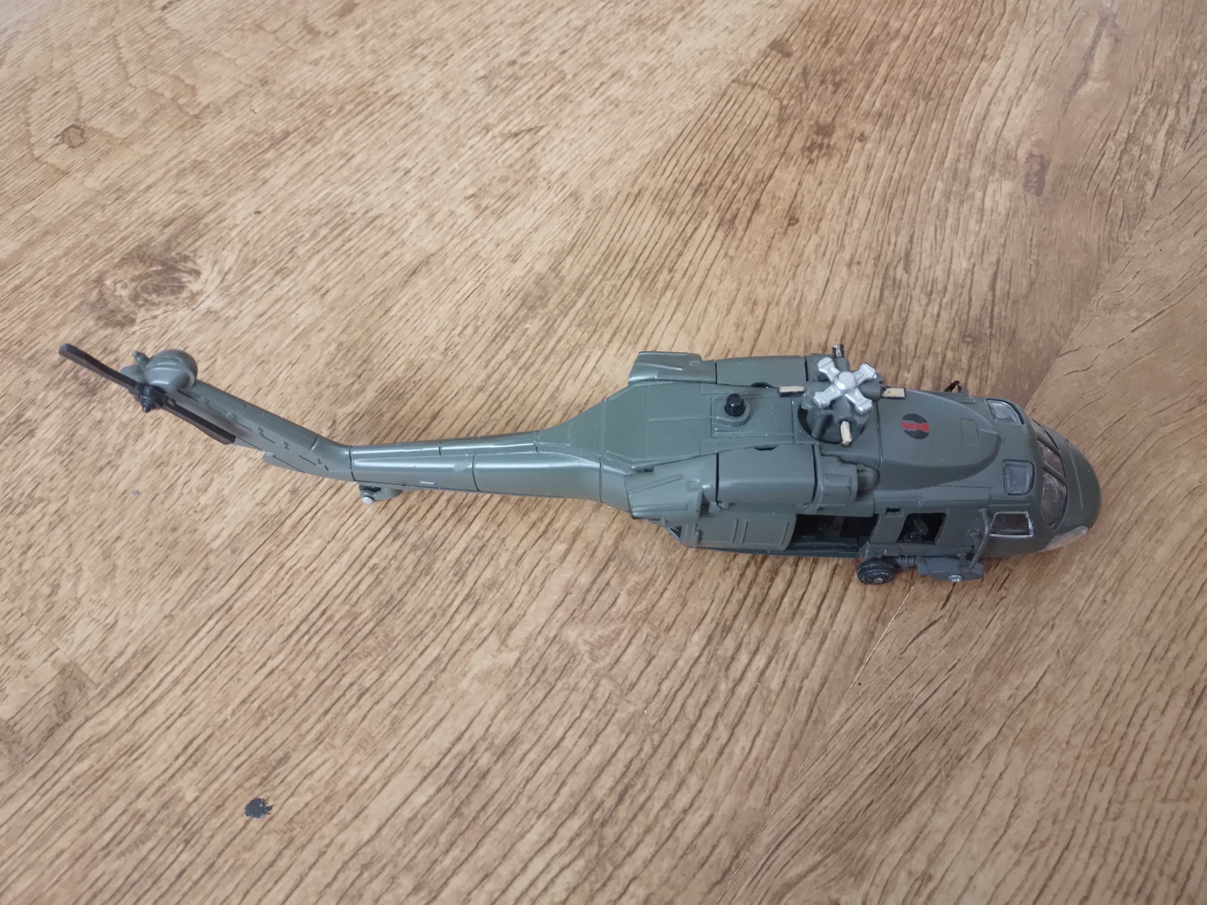 Model helikoptera/śmigłowca