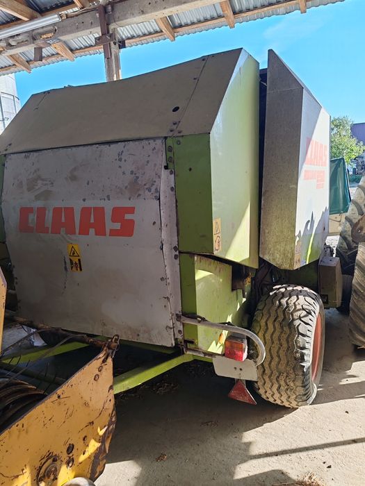 Claas Rollant 250