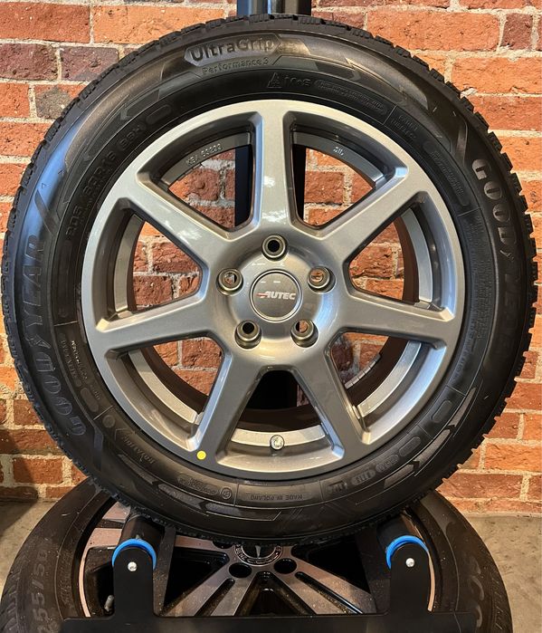 Koła Zimowe 16 Skoda Octavia 205/60R16 Nowe 5x112 Goodyear 2024 Felgi
