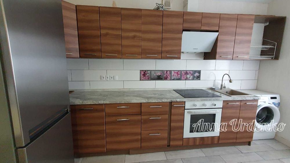 Продажа квартиры в таунхаусе р-н ж/м Победа-5, машиноместо + терраса