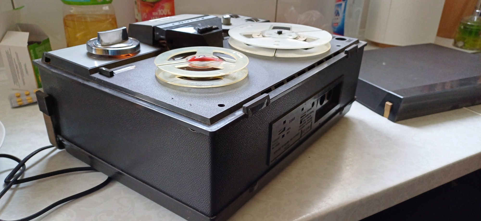 Magnetofon szpulowy UNITRA ZK 140T