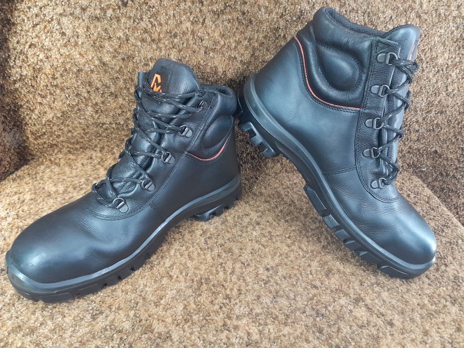 Черевики , ботінки спецвзуття Emma 45 розмір.