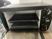 Mini forno preto