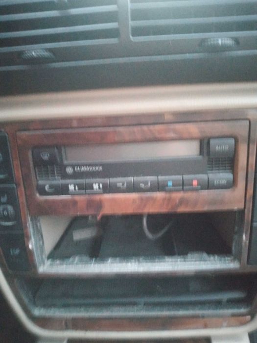 panel nawiewu klimatronik wraz z ramką passat b5