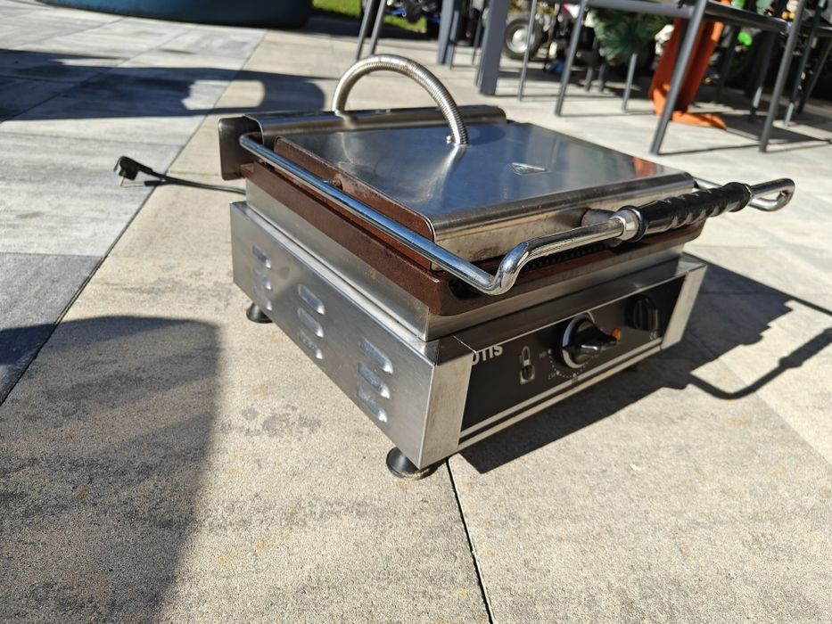 Grill Potis, zapraszam