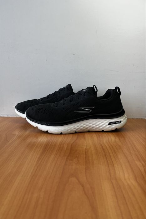 Кроссовки Skechers Go Walk Hyper Burst размер 43 оригинал чёрные спорт