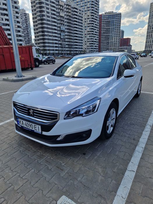 Автомобіль - продаж власного авто.