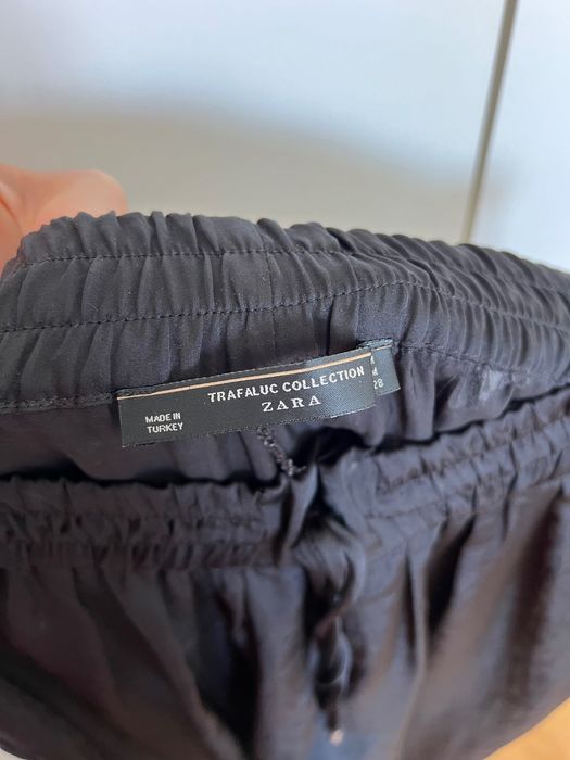 Calças balão pretas Zara M