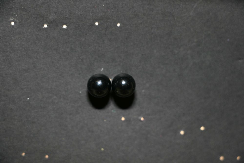 Brincos Bolas Pretas