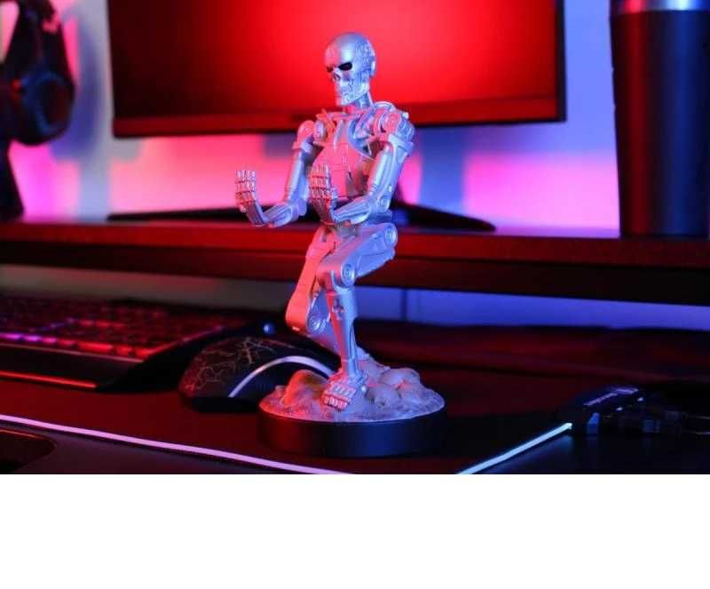 Figurka Stojak Uchwyt Na Pada Kontroler Tel. TERMINATOR T- 800 Gadżet