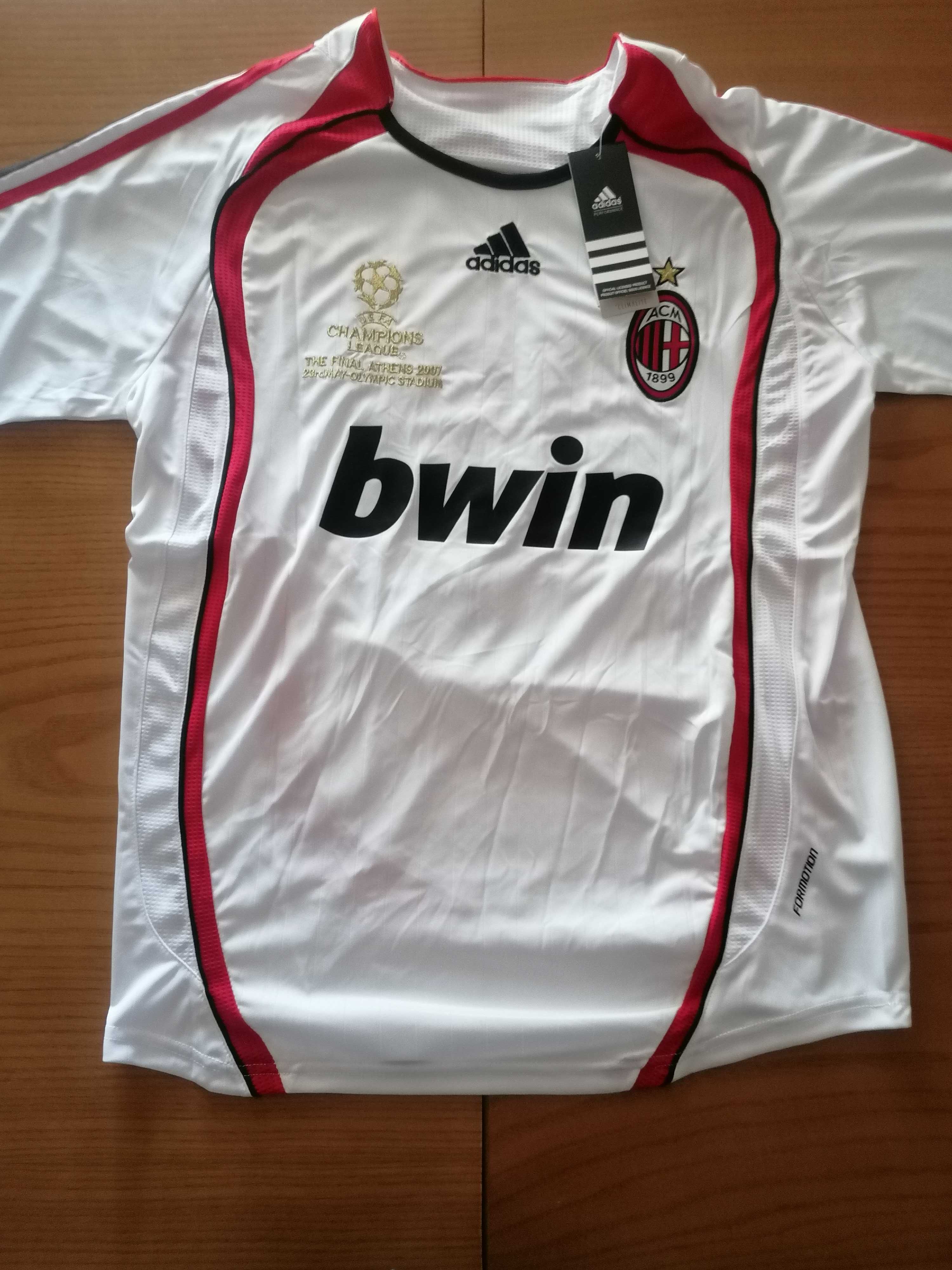 T-shirt milan retro