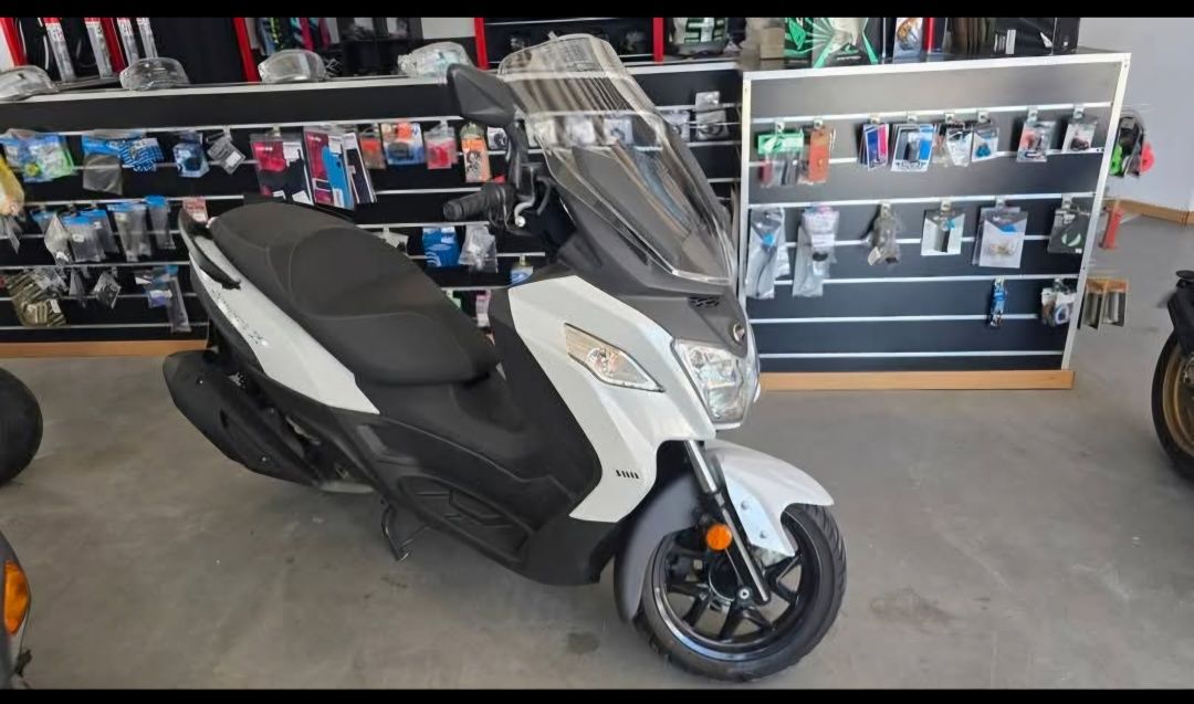 SYM Joymax Z 300 ABS de 2019 com 3.000kms