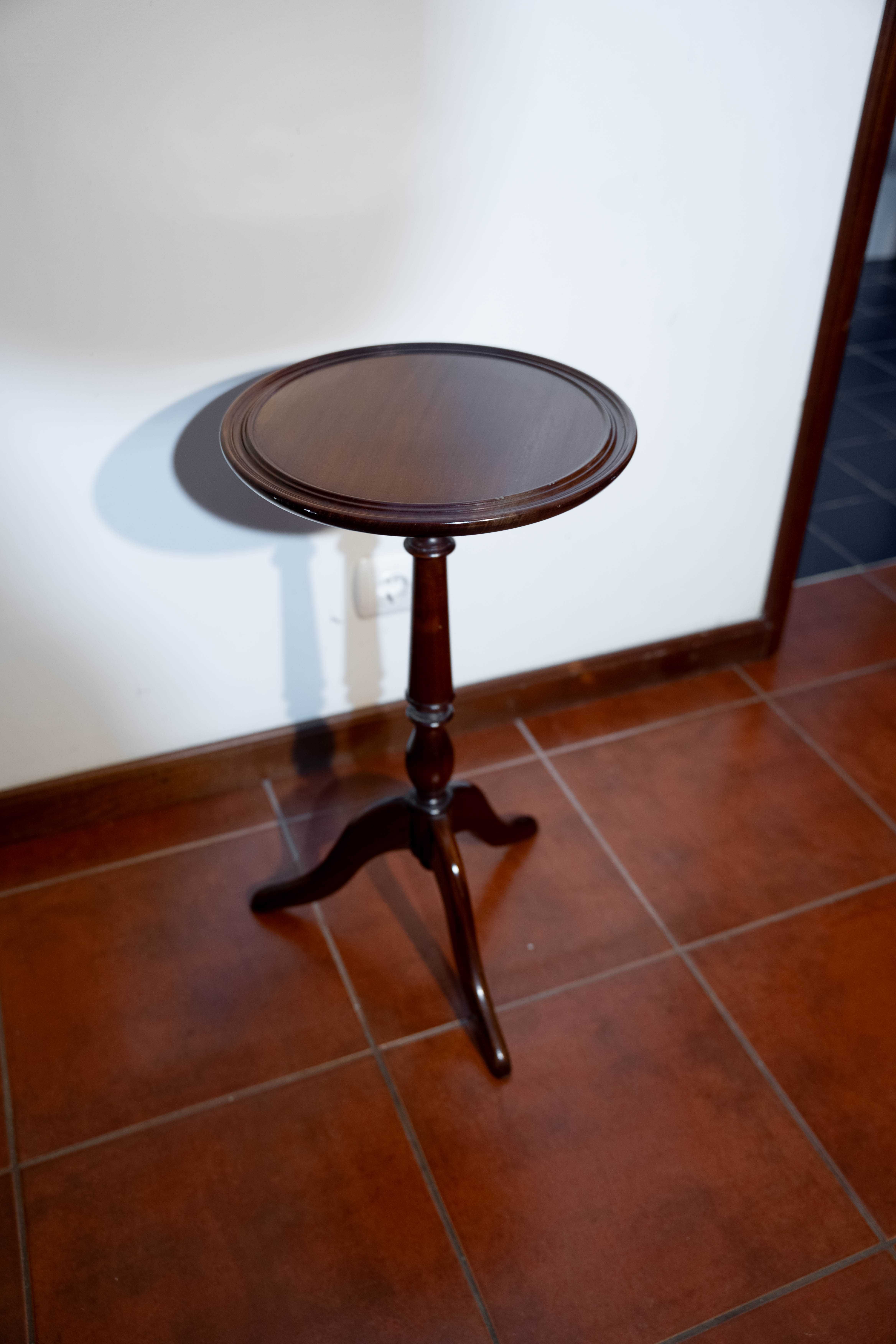 Mesa de Apoio (Madeira)