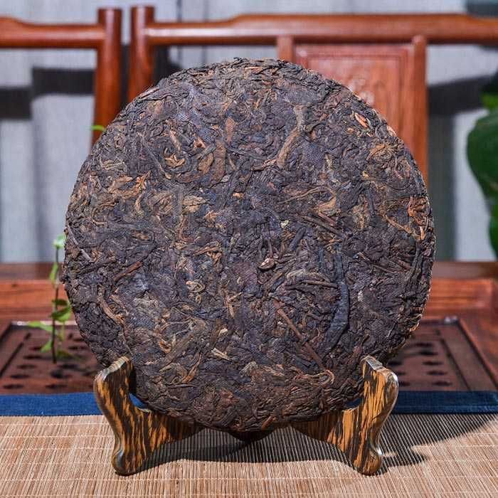 Шу пуэр 357г 2017года Юньнань Желтый дракон 老普洱