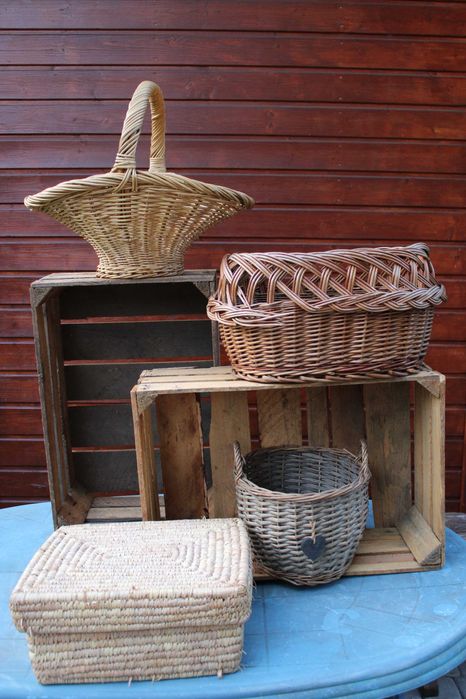 Wiklina kosze skrzynki drewno trawa materiały naturalne DEKORACJA WIEŚ