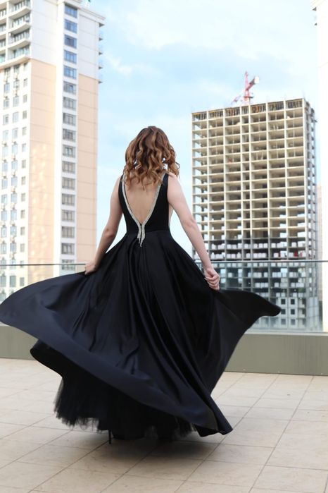 Неймовірна Вечірня сукня для Особливого Моменту! На випускний!