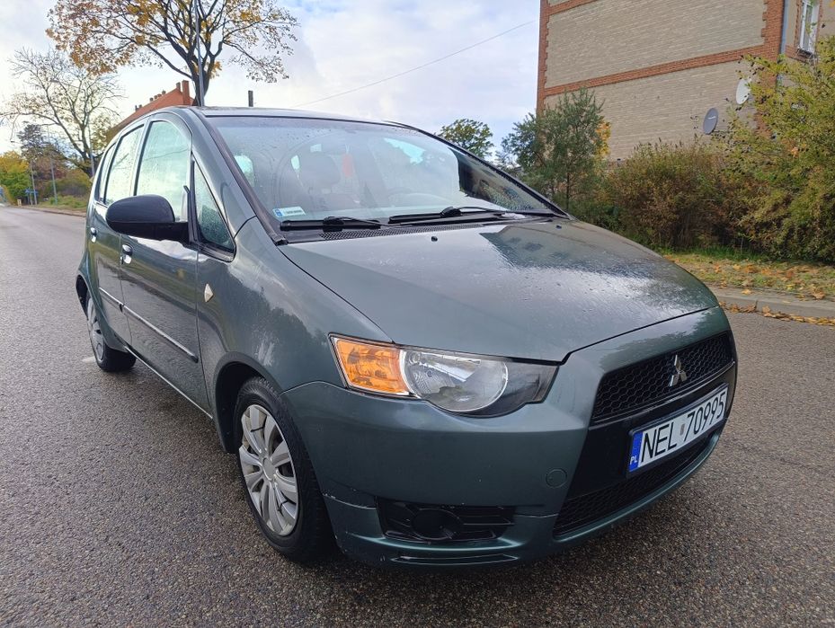 Mitsubishi Colt 1.1 benzyna polift Bt na rok