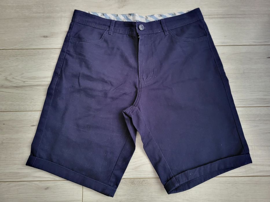 Męskie spodenki chinosy