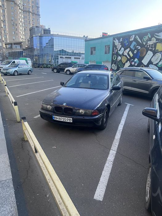 Продам BMW e39.