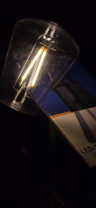 Ліхтарик лампочка акумуляторна