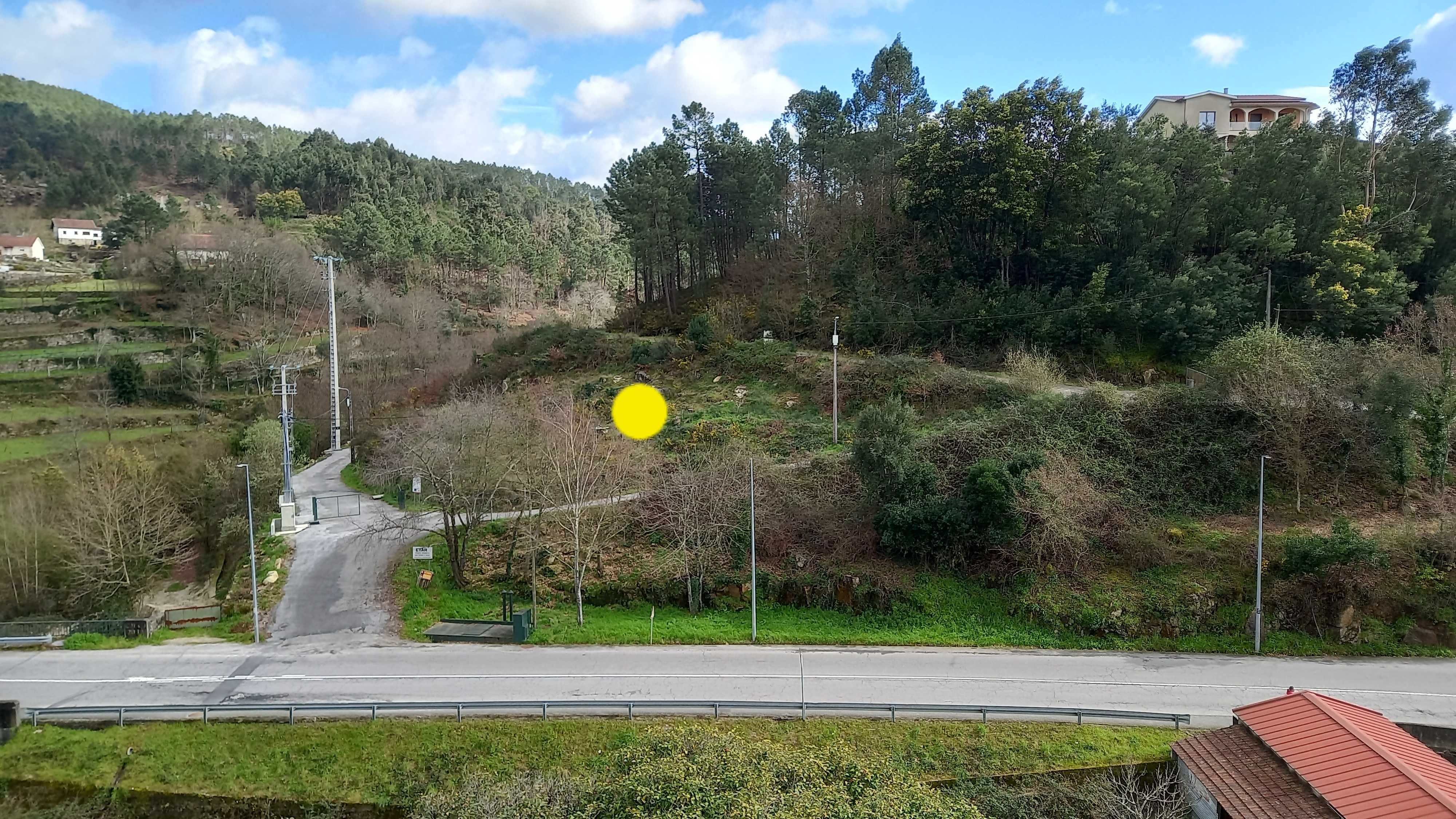 Terreno c/ projeto Habitação