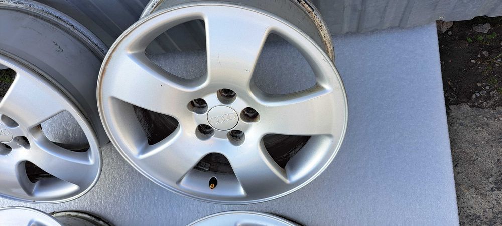 Felgi aluminiowe Audi A3 8L 5X100 16" -025K