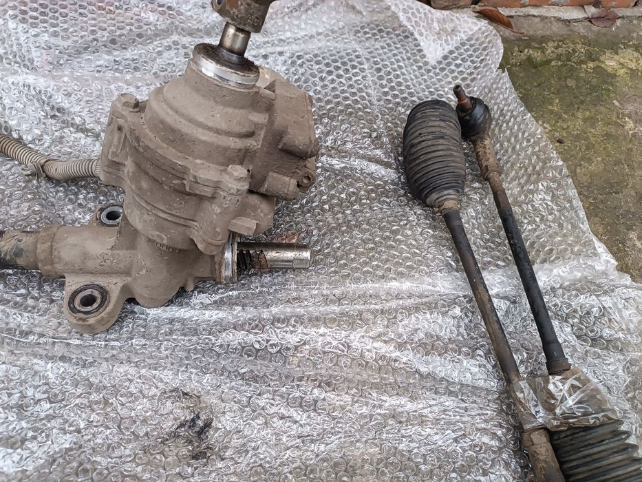 Продам рулеву рейку на Mitsubishi Colt 6