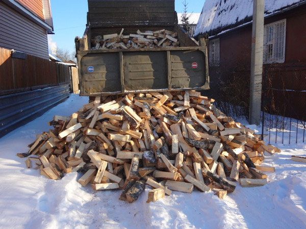 Вугілля , дрова , брикети.