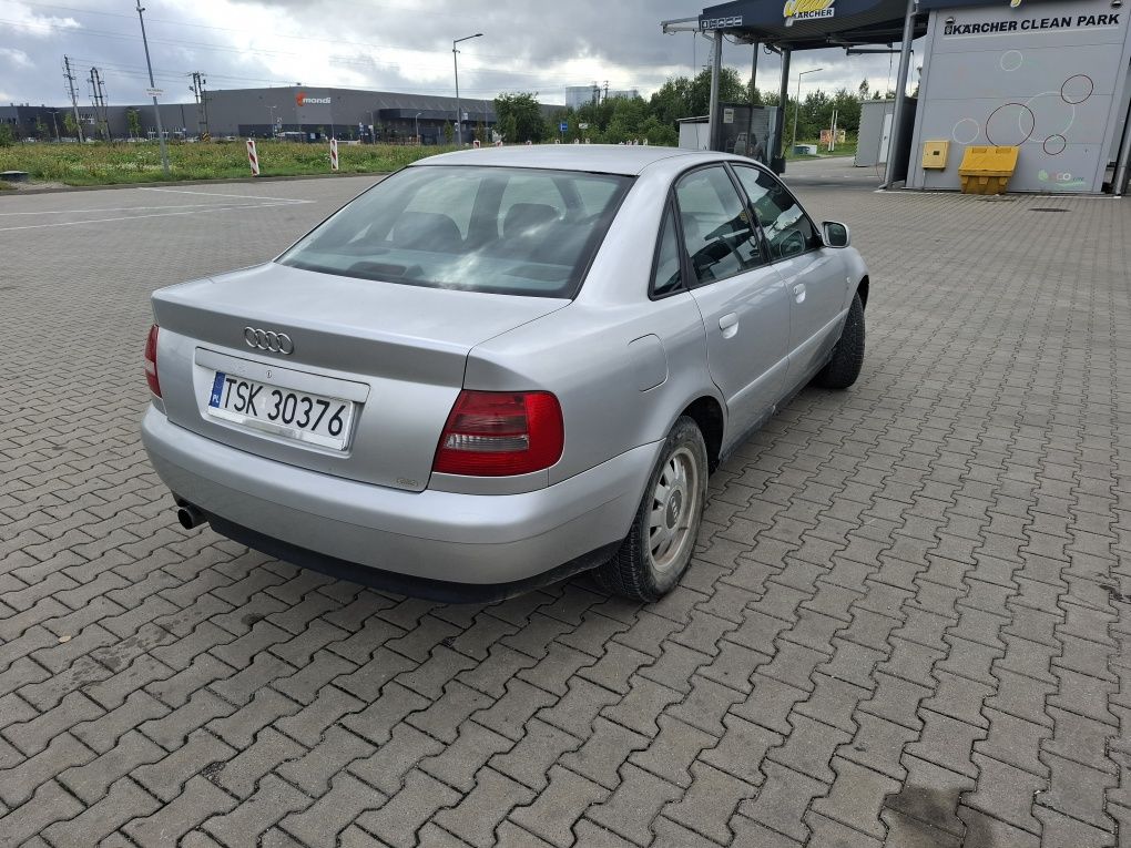 Audi a4 b5 1.6 benzyna