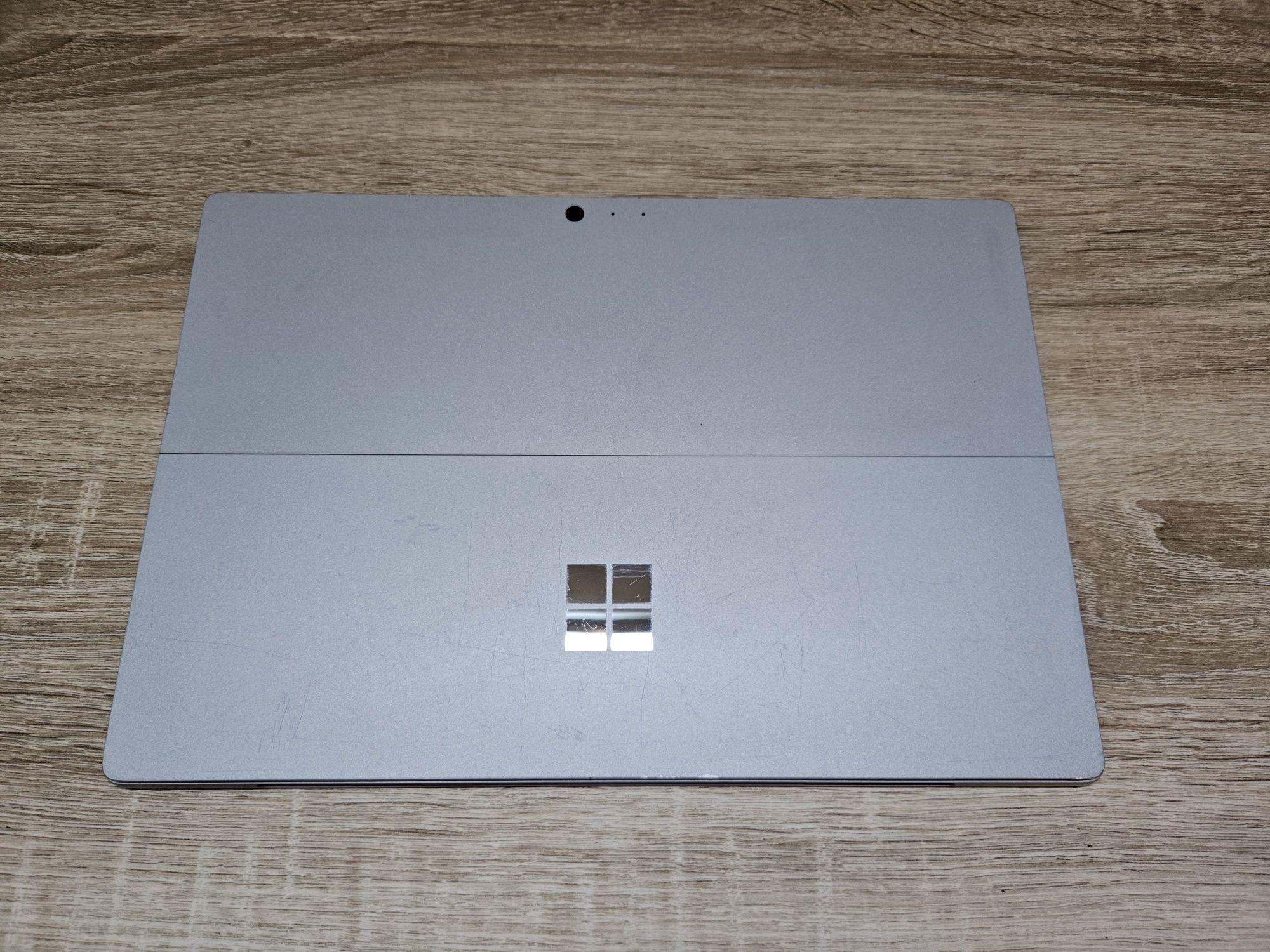 Планшет/ноутбук Microsoft Surface Pro 5 i7-7660U/16GB/512GB