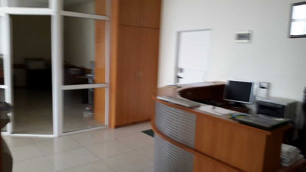 Офис 131 м. кв. свой, без комиссий.