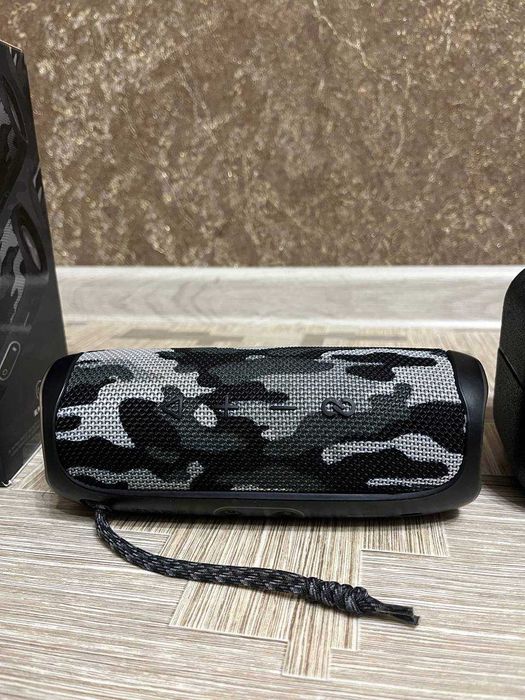 Колонка портативна JBL Flip 5, колір Camo, камуфляж