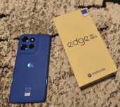 Nowy telefon Motorola 50 Neo, z gwarancją, plus szyba i etui pancerne