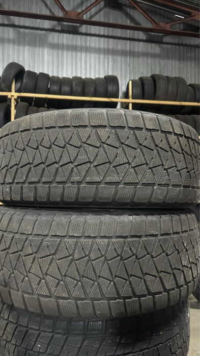 R18 285/60 Bridgestone Blizzak DM-V2