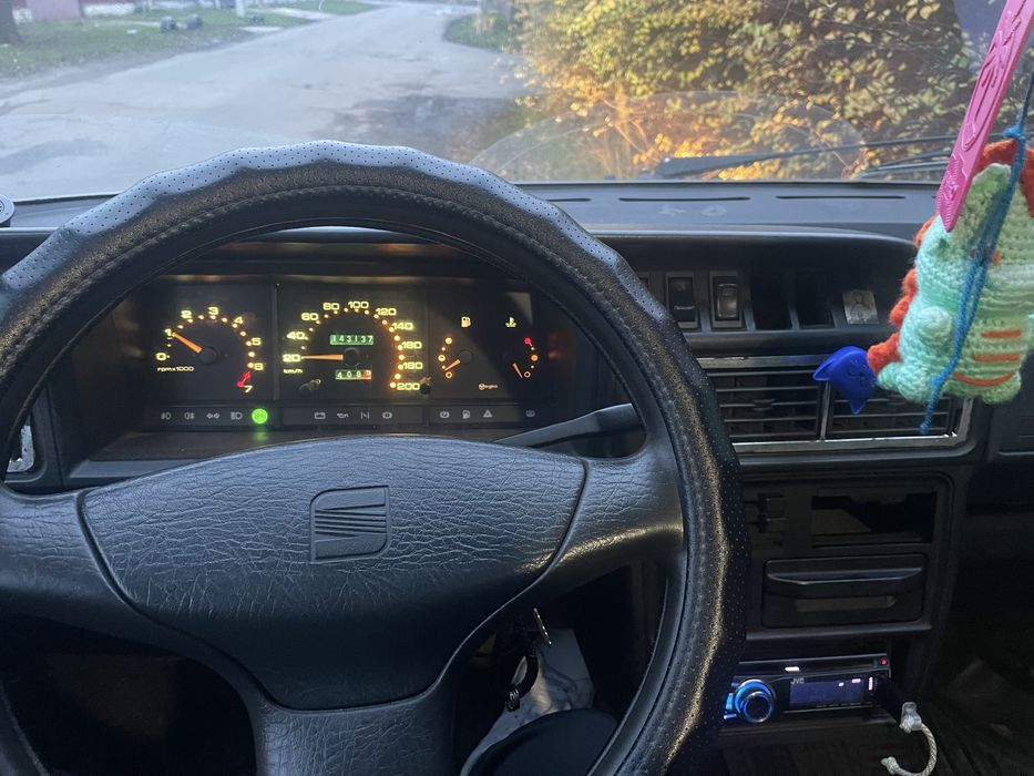 Seat ibiza 021a 1.2 карб Solex