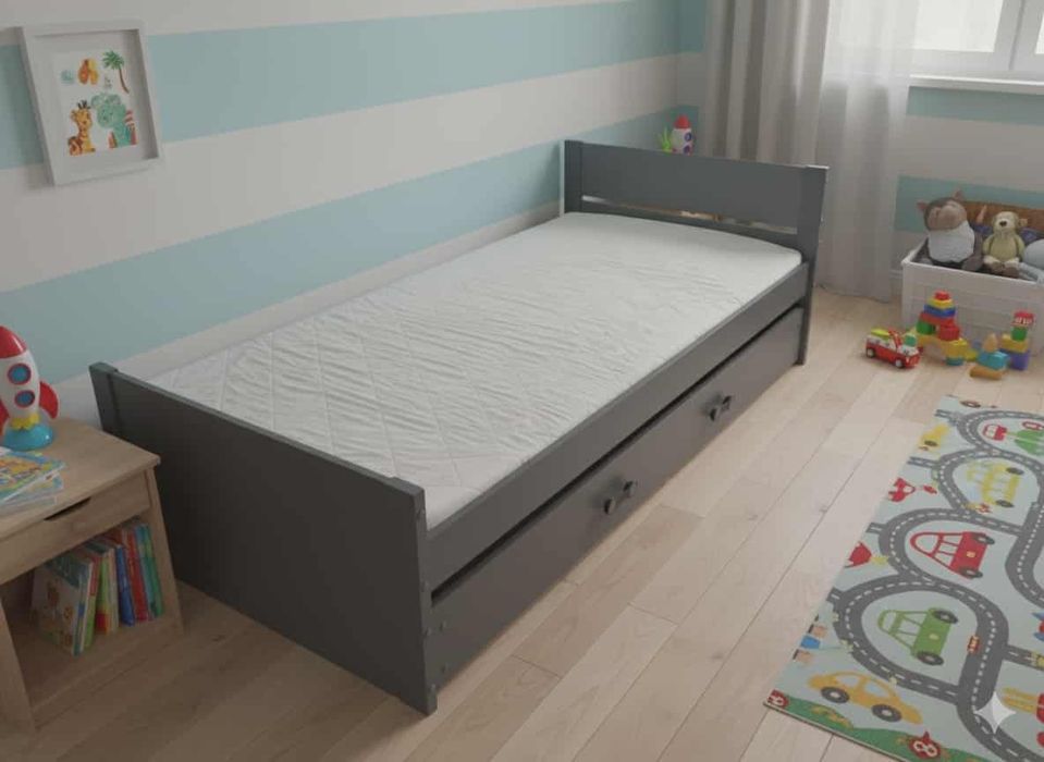 Łóżko z materacem transport