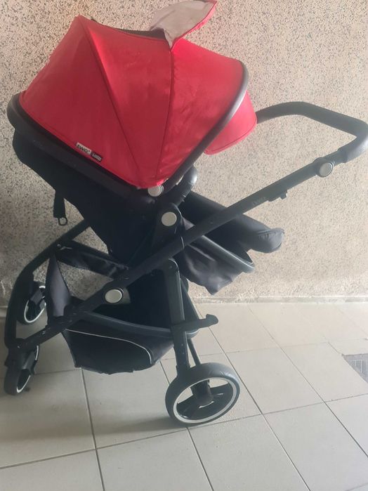 Carrinho bebe usado
