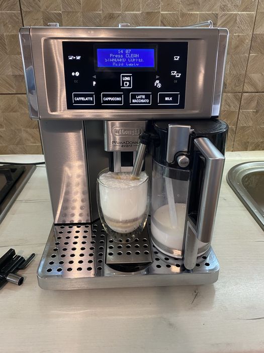 Кавомашина DeLonghi Primadonna Avant ESAM6700 Відмінний стан є Вибір