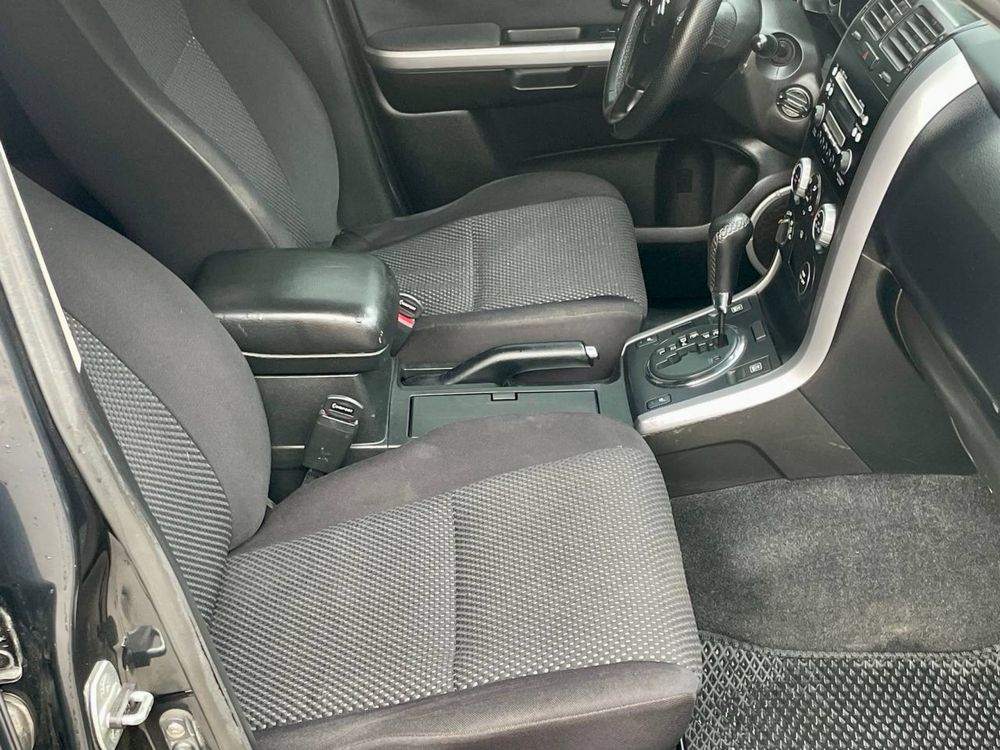 Suzuki Grand Vitara 2.7 газ/бенз 2007г АКПП