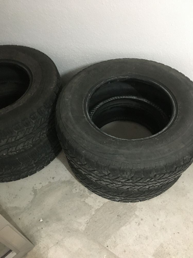 4 pneus Nankan bom estado