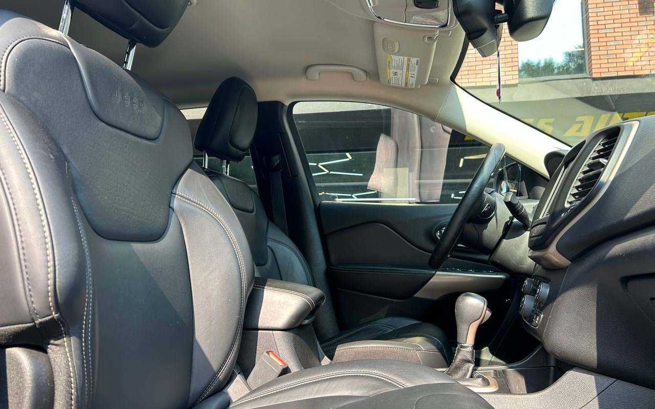 Jeep Cherokee 2016